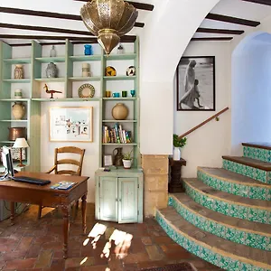 https://hotel-la-casa-del-califa.es-andalucia.com
