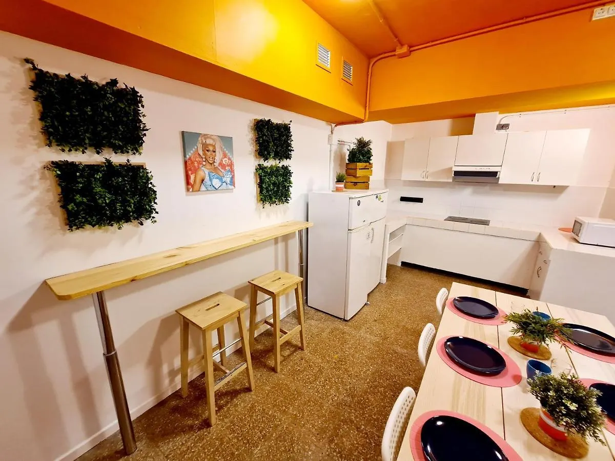 Arc House Gracia Hostel Barcelona